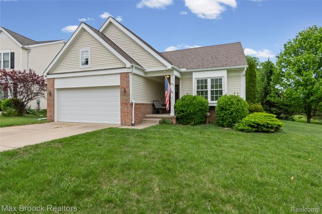7512 Lake Street, Dexter, MI 48130