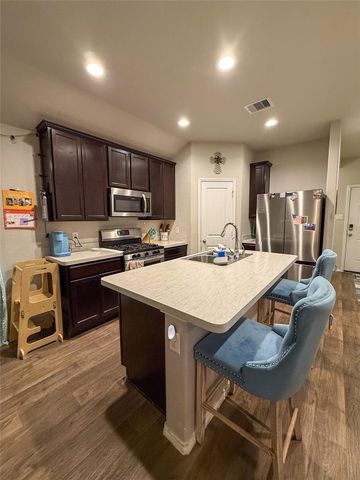 706 Zinnia Court, Rosharon, TX 77583