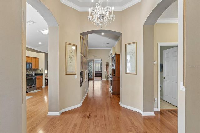 4761 WHISPERING WIND AVENUE, Tampa, FL 33614