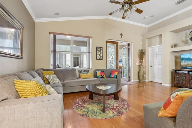 4761 WHISPERING WIND AVENUE, Tampa, FL 33614
