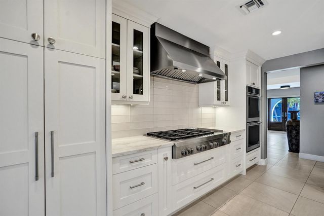 738 Middle River Drive, Fort Lauderdale, FL 33304