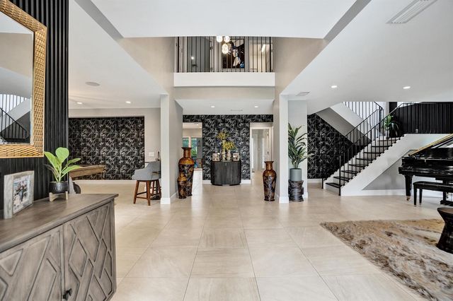 738 Middle River Drive, Fort Lauderdale, FL 33304