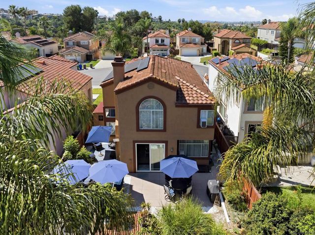 1528 Via Otano, Oceanside, CA 92056