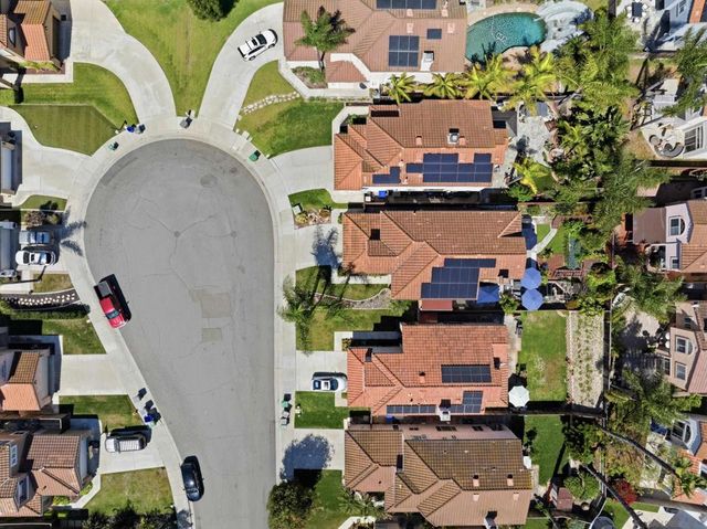 1528 Via Otano, Oceanside, CA 92056