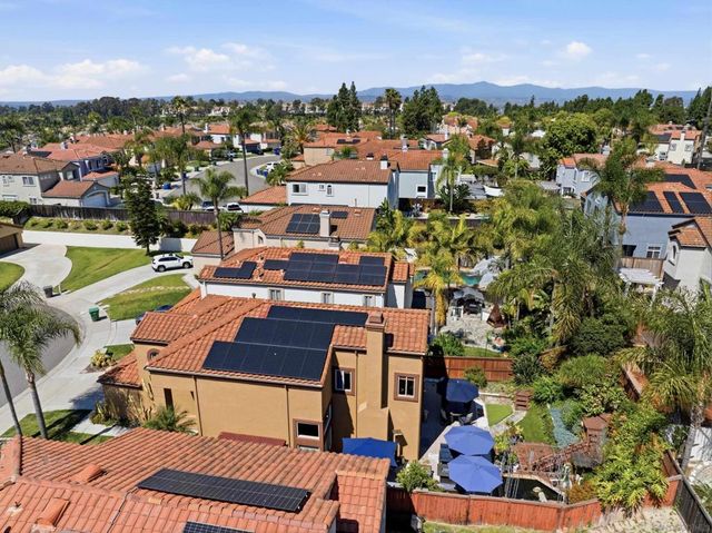 1528 Via Otano, Oceanside, CA 92056