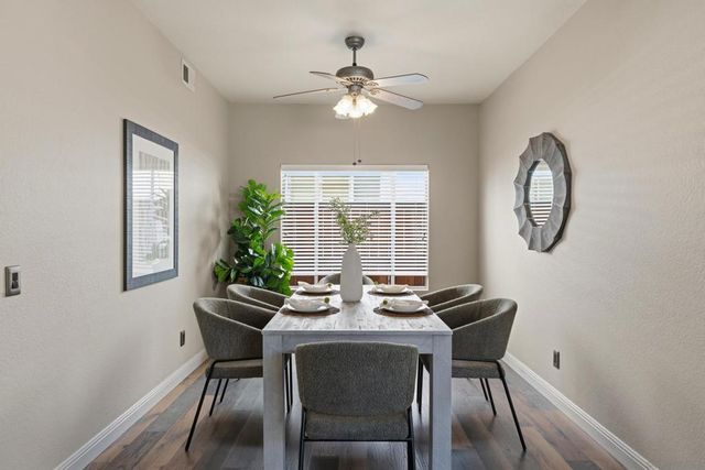 1528 Via Otano, Oceanside, CA 92056