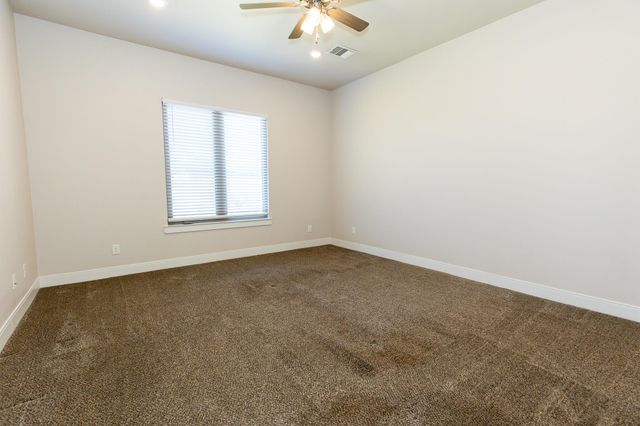 6910 17th Street, Lubbock, TX 79407