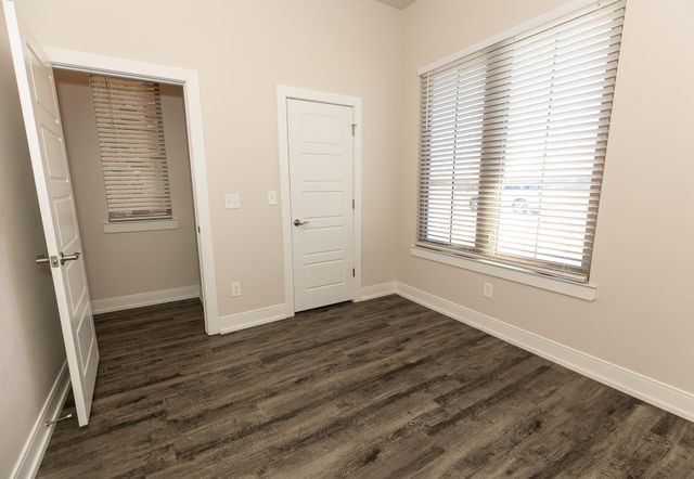6910 17th Street, Lubbock, TX 79407