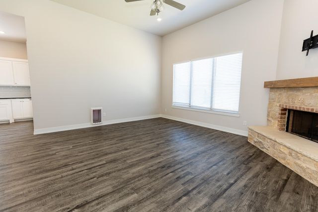 6910 17th Street, Lubbock, TX 79407
