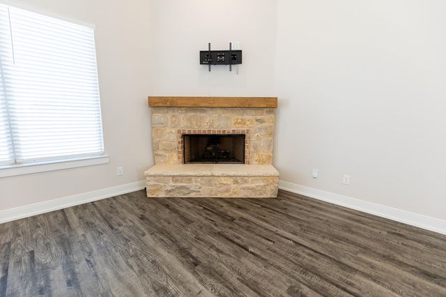 6910 17th Street, Lubbock, TX 79407