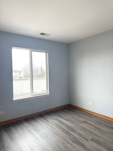 2208 REBECCA Circle 2208, Montgomery, IL 60538