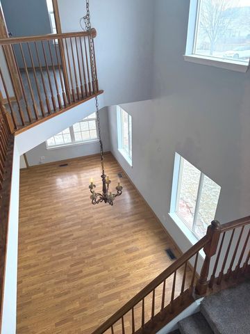 2208 REBECCA Circle 2208, Montgomery, IL 60538