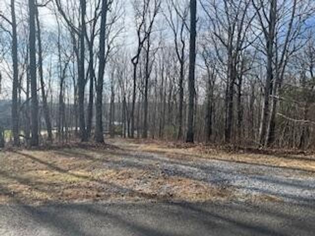 214 Gray Creek Road, Graysville, TN 37338