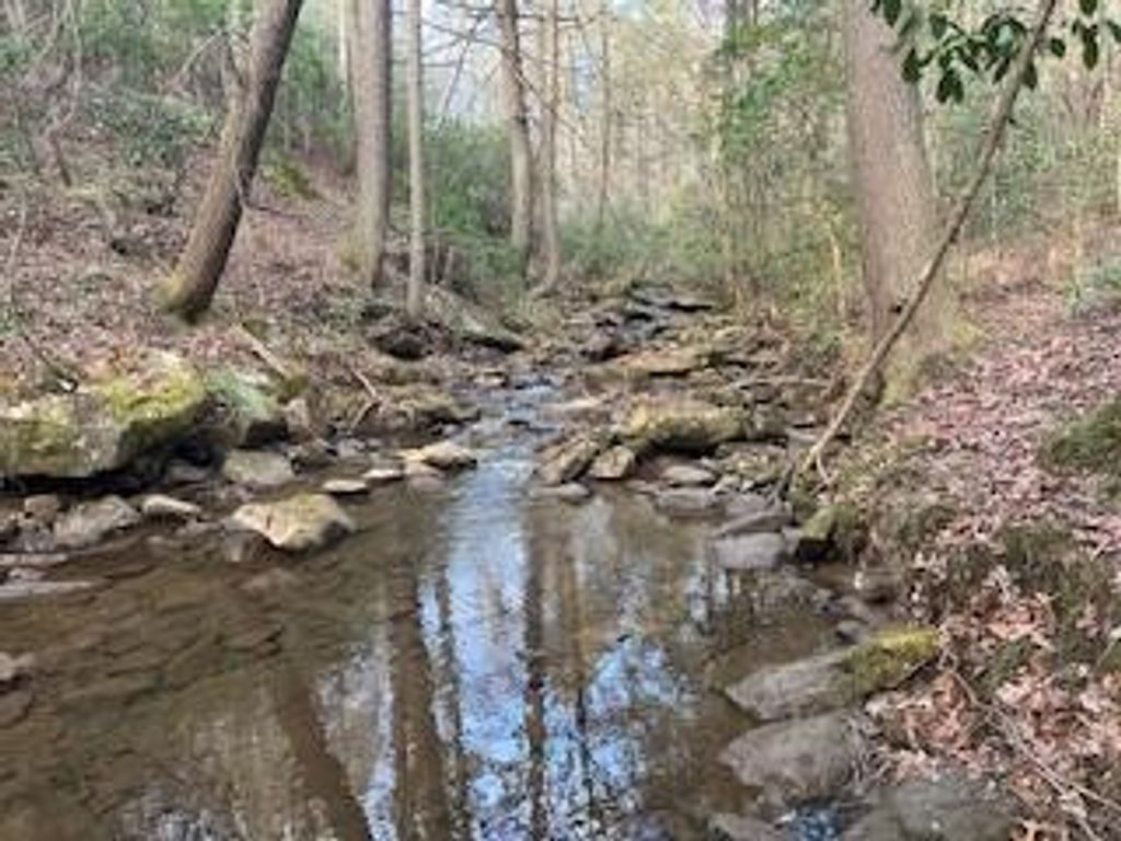 214 Gray Creek Road, Graysville, TN 37338