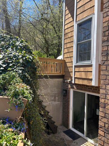 557 Winterview Lane, Chattanooga, TN 37409
