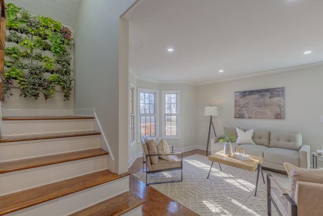 557 Winterview Lane, Chattanooga, TN 37409