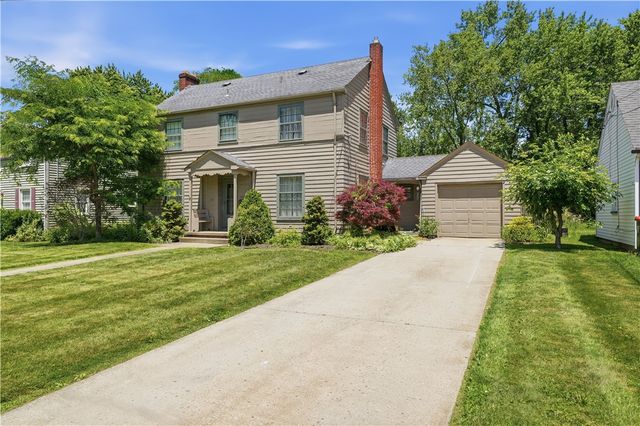 121 E Clen Moore Blvd, New Castle, PA 16105