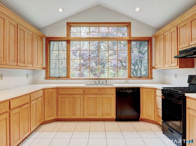 387 Foster Street, South Windsor, CT 06074