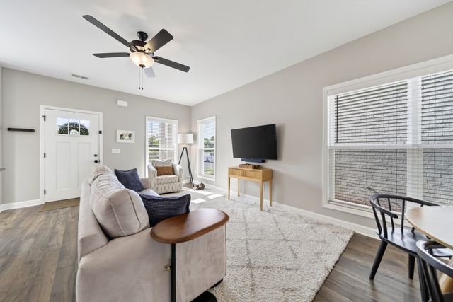 315 Twig Pvt Ct, Hendersonville, TN 37075