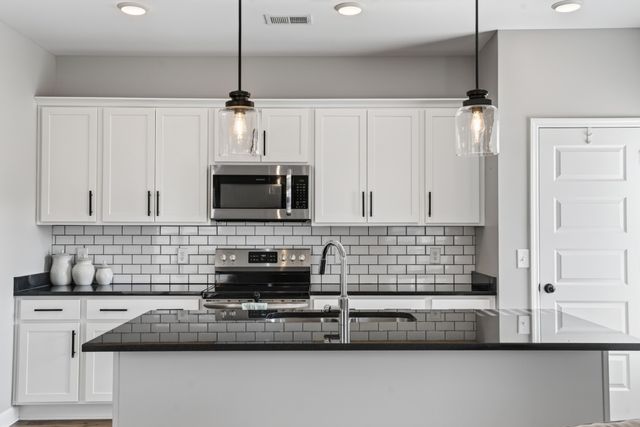 315 Twig Pvt Ct, Hendersonville, TN 37075