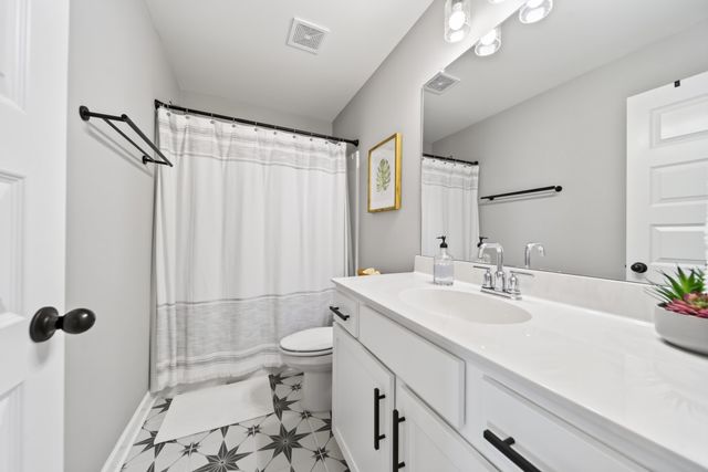 315 Twig Pvt Ct, Hendersonville, TN 37075