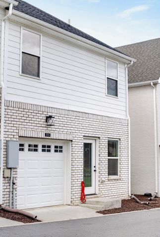 315 Twig Pvt Ct, Hendersonville, TN 37075