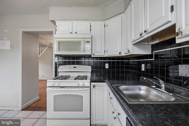 214 S WHITE HORSE PIKE, Waterford Works, NJ 08089