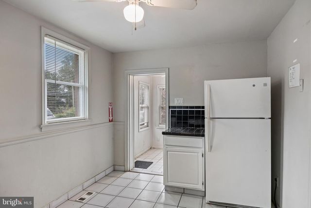 214 S WHITE HORSE PIKE, Waterford Works, NJ 08089