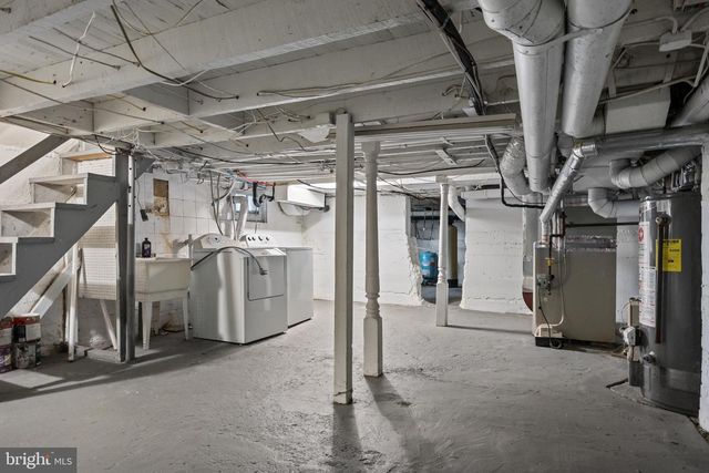 214 S WHITE HORSE PIKE, Waterford Works, NJ 08089