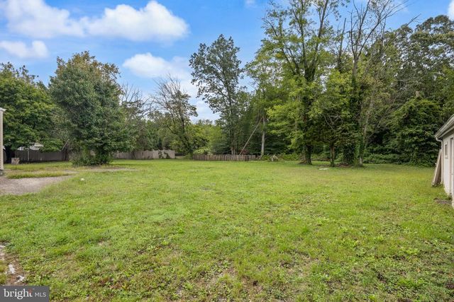 214 S WHITE HORSE PIKE, Waterford Works, NJ 08089