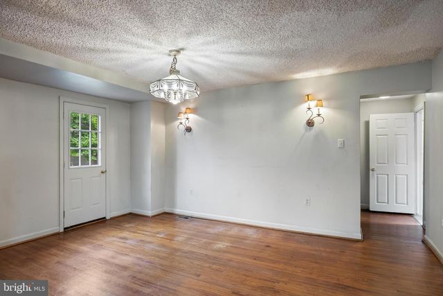 214 S WHITE HORSE PIKE, Waterford Works, NJ 08089