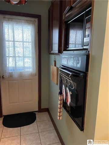 22 Linwood Avenue, Jamestown, NY 14701