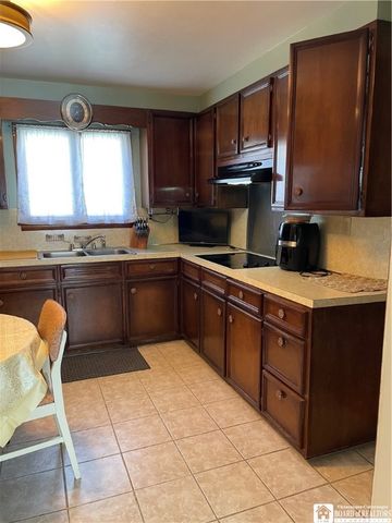 22 Linwood Avenue, Jamestown, NY 14701