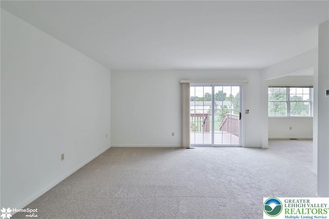 4104 Rexford Drive, Bethlehem Twp, PA 18020