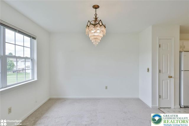 4104 Rexford Drive, Bethlehem Twp, PA 18020
