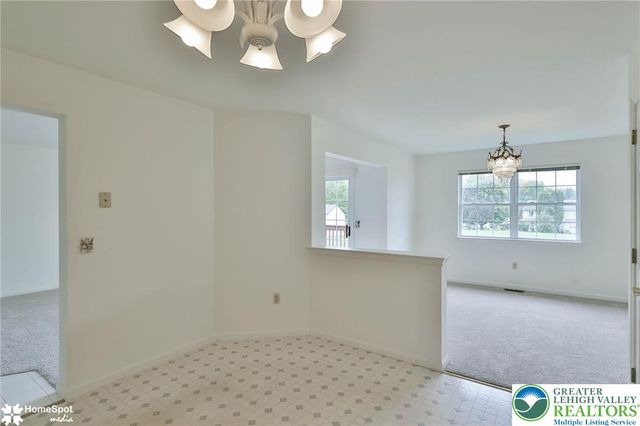 4104 Rexford Drive, Bethlehem Twp, PA 18020