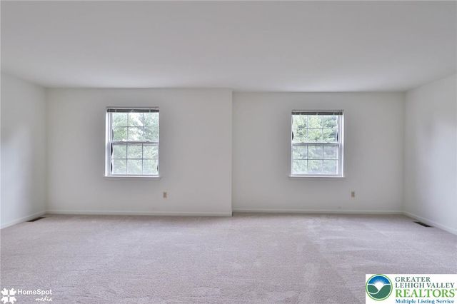 4104 Rexford Drive, Bethlehem Twp, PA 18020