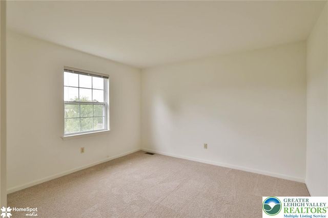 4104 Rexford Drive, Bethlehem Twp, PA 18020