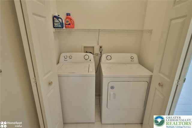 4104 Rexford Drive, Bethlehem Twp, PA 18020