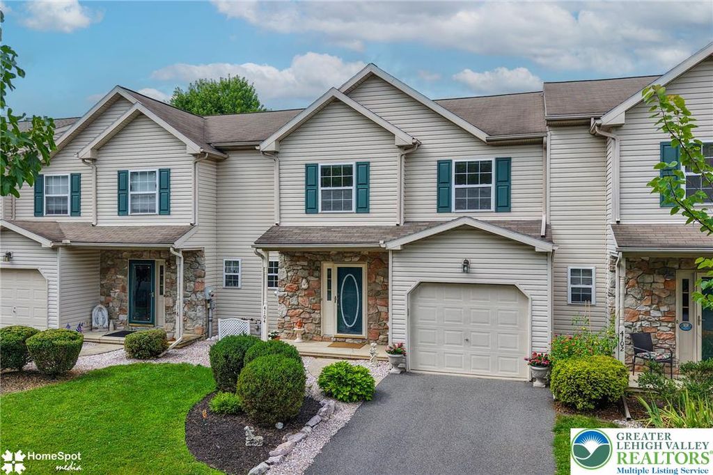 4104 Rexford Drive, Bethlehem Twp, PA 18020