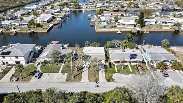 12527 1ST ISLE, Hudson, FL 34667