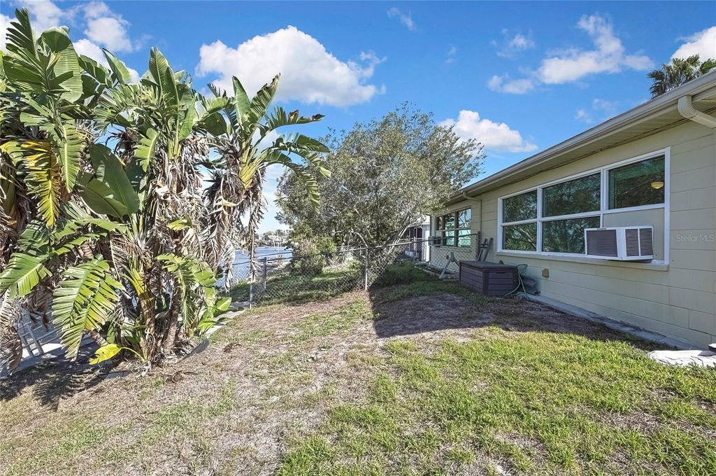 Image 59 of property listing at 12527 1ST ISLE, Hudson, FL 34667