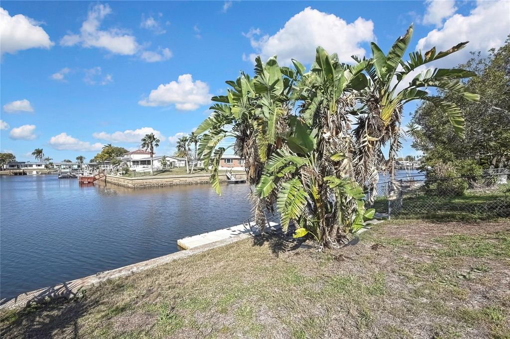 Image 60 of property listing at 12527 1ST ISLE, Hudson, FL 34667