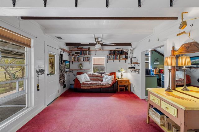 400 W Main Street, Fayetteville, TX 78940