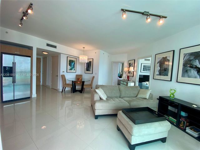 350 S Miami Ave 3813, Miami, FL 33130