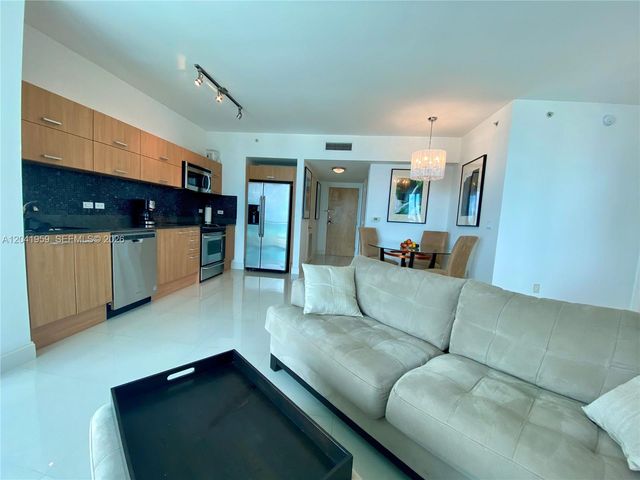 350 S Miami Ave 3813, Miami, FL 33130