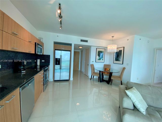 350 S Miami Ave 3813, Miami, FL 33130