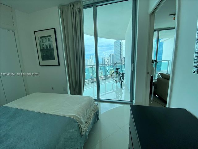 350 S Miami Ave 3813, Miami, FL 33130