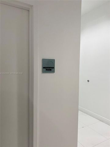 350 S Miami Ave 3813, Miami, FL 33130