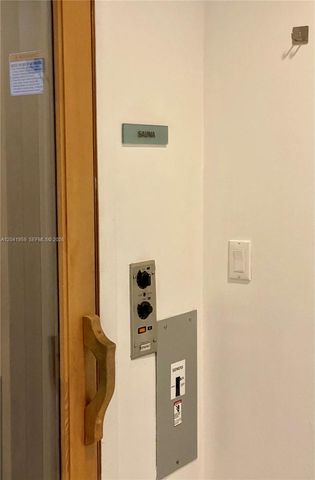 350 S Miami Ave 3813, Miami, FL 33130